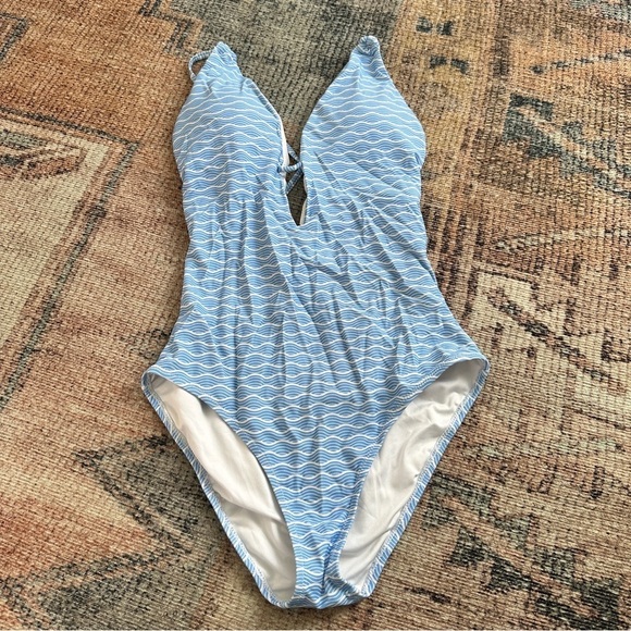 Southern Tide Blue and White Patterned One Piece sz S - Picture 1 of 6